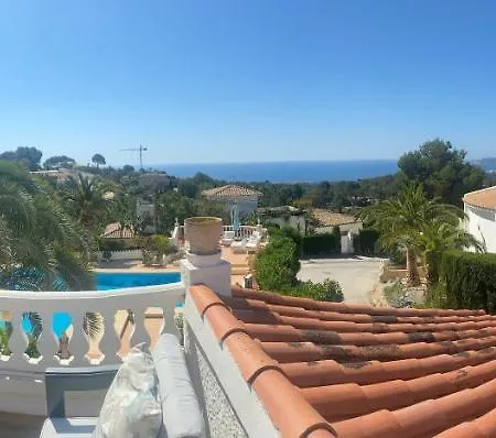 Villa Esmeralda *