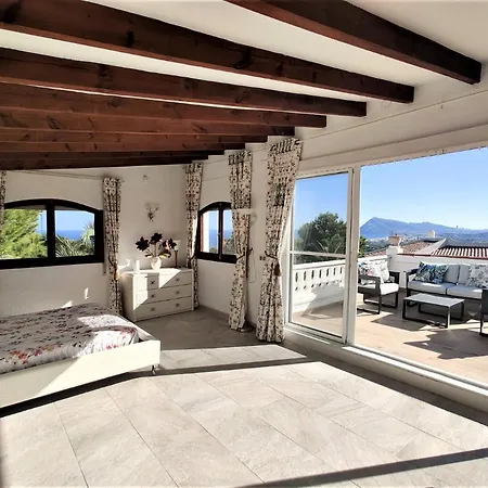 Villa Esmeralda *