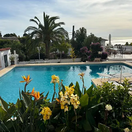 Villa Esmeralda *